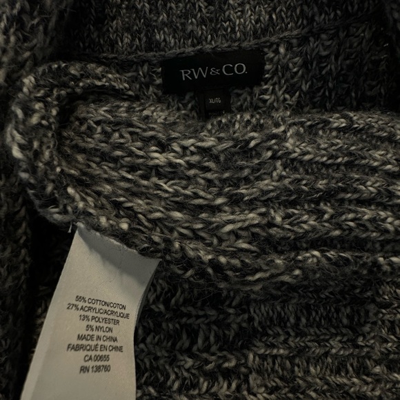 Men's Gray Knit Cardigan - Picture 7 of 7